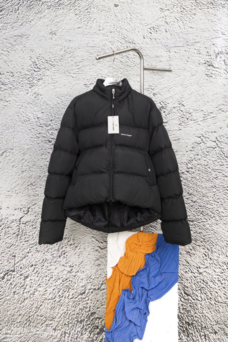 Ba*len*cia*ga down coat